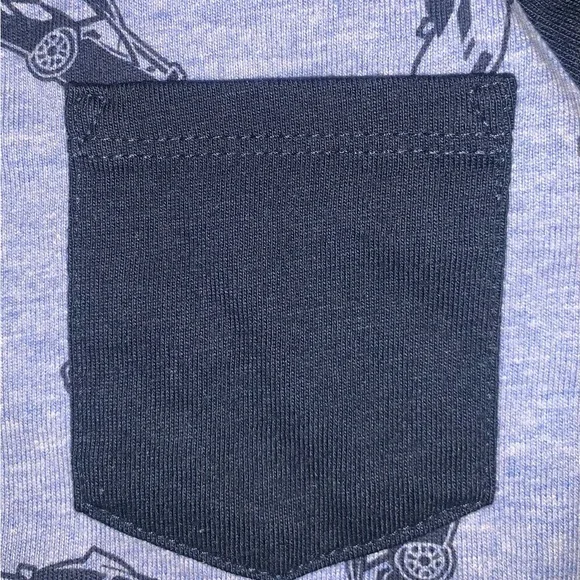 Boys 5T Cozy Bundle – Fleece Jacket, Dino Tops, Cars Tee & Mickey Slippers 9/10 - Picture 12 of 13